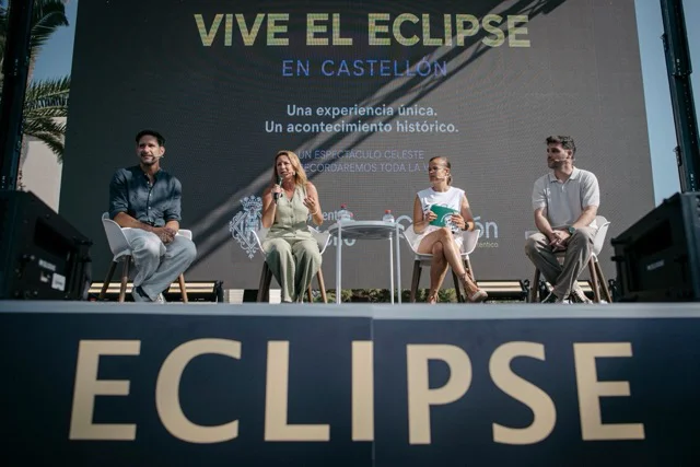 Carrasco Eclipse inauguración  (4) en tamaño mediano