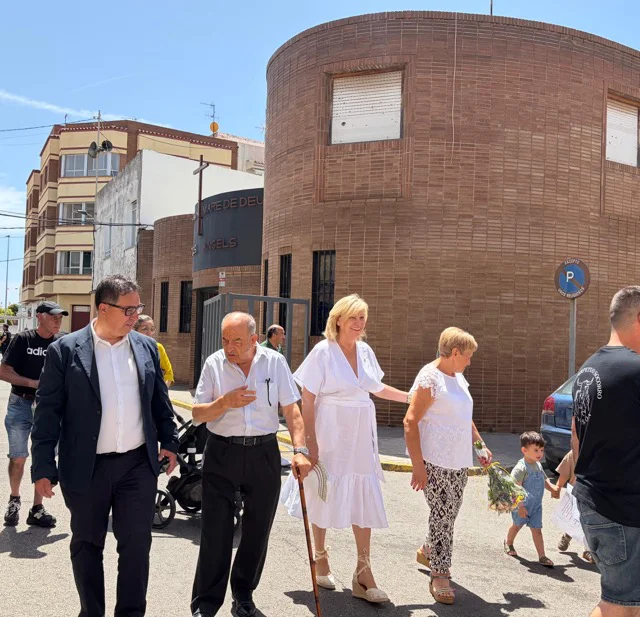 Cabañero Adsuara Perpetuo Socorro (2) en tamaño mediano