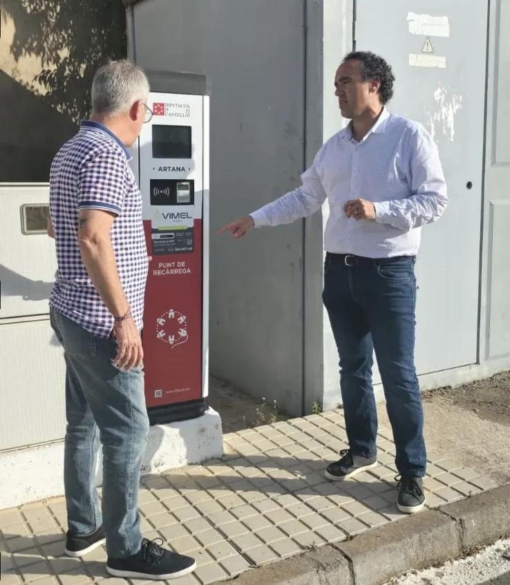Punto de recarga vehículo eléctrico (1)