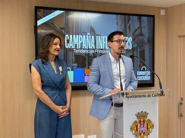 comercio 1 en tamaño mediano