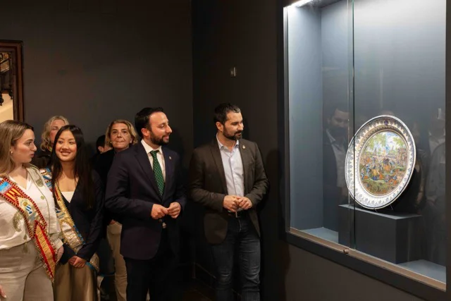 L'Excel·lència torna a casa (2) en tamaño mediano