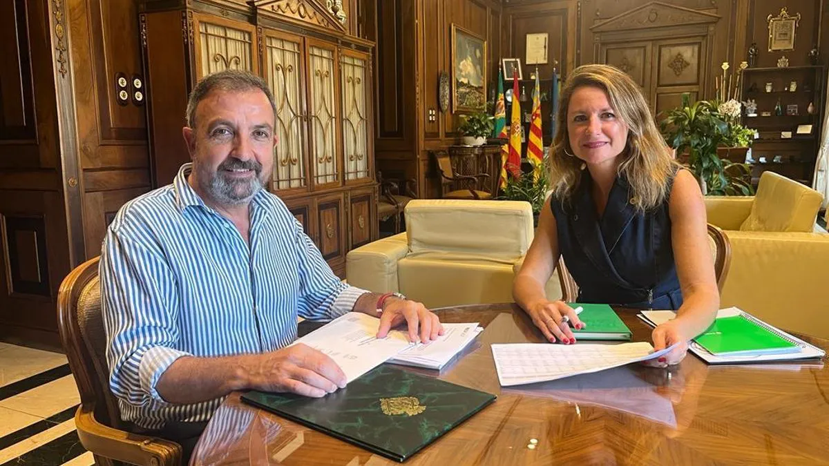 juan carlos redondo y alcaldesa Begoña carrasco