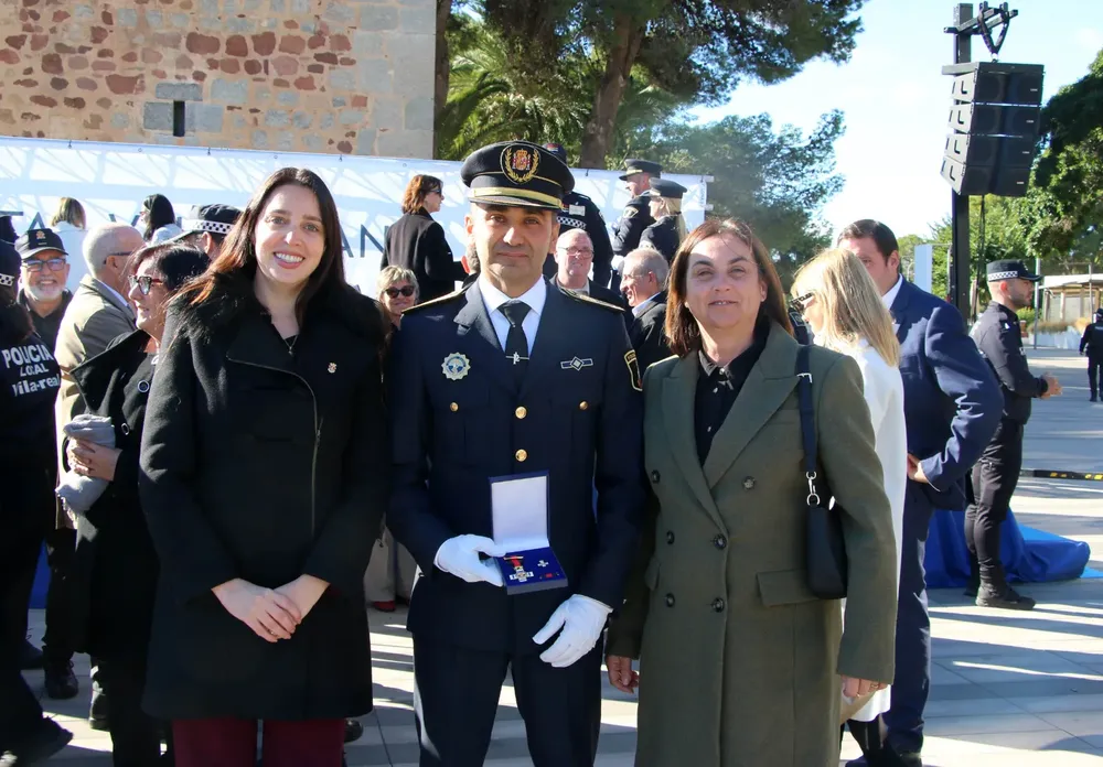 Distinción del jefe de Policía Local de Torreblanca