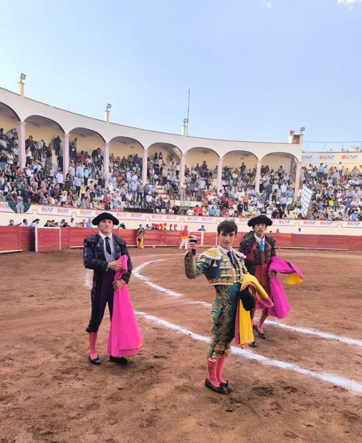 Ian Bermejo en tamaño mediano