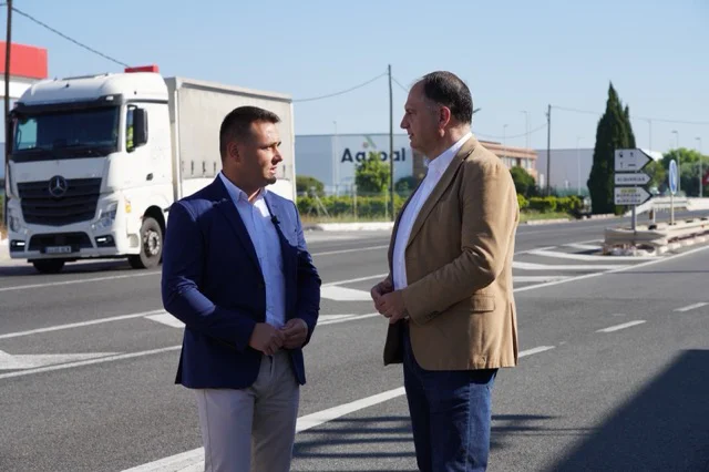 Salvador Aguilella y Antonio Gil N-340 Alquerías en tamaño mediano