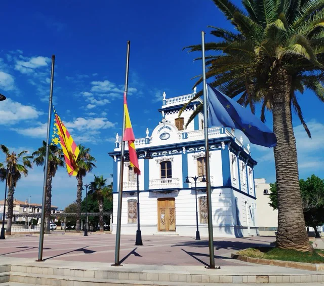 ayuntamiento alquierias jpeg en tamaño mediano