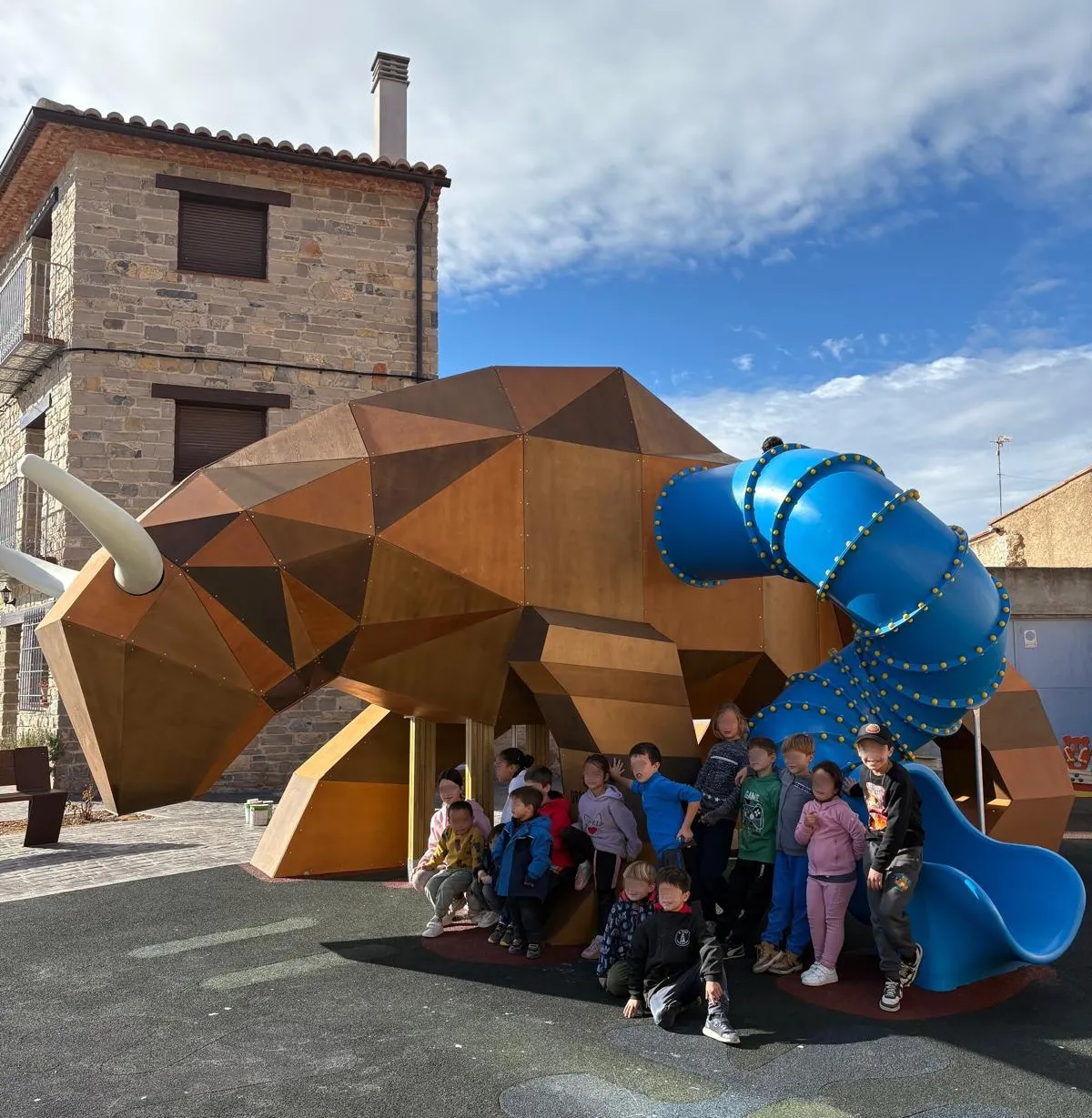 Inauguración parque lúdico con alumnos colegio Villa de El Toro