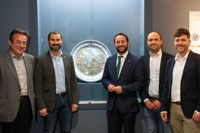 L'Excel·lència torna a casa (3) en tamaño mediano