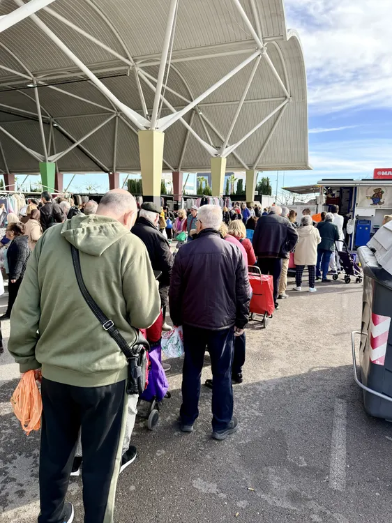 cola ecoparque movil mercat dilluns