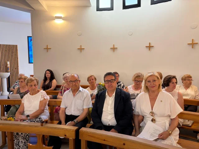 Cabañero Adsuara Perpetuo Socorro (1) en tamaño mediano