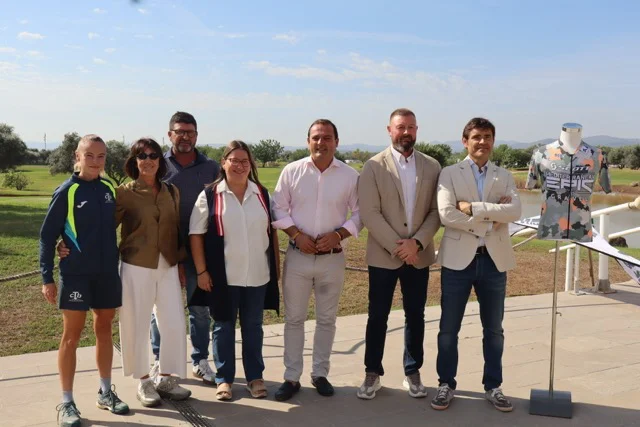 Presentación prueba Gravel en Panorámica Sant Jordi en tamaño mediano
