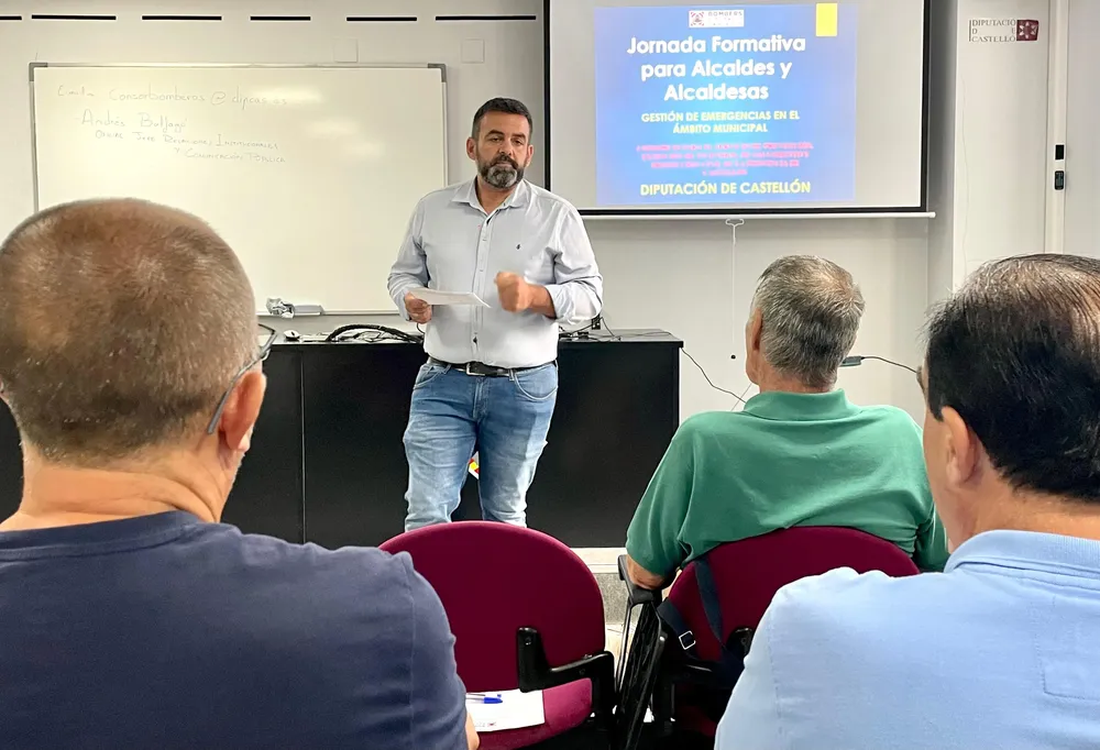 Sesión formativa alcaldes - emergencias (2)