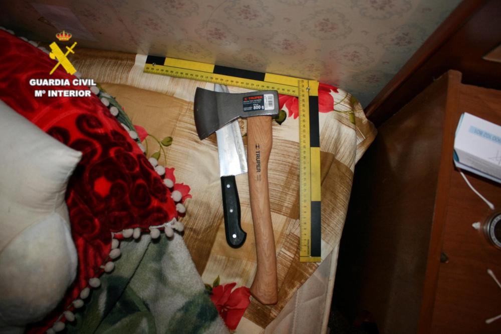 12d18015-de99-4c4b-89ea-1433555405c7