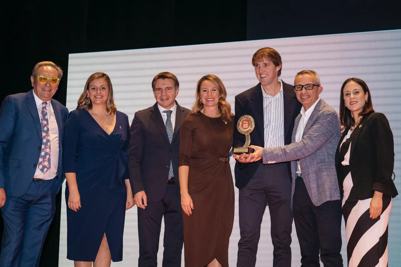 WhatsApp Image 2025-11-04 at 22.15.48 (2)