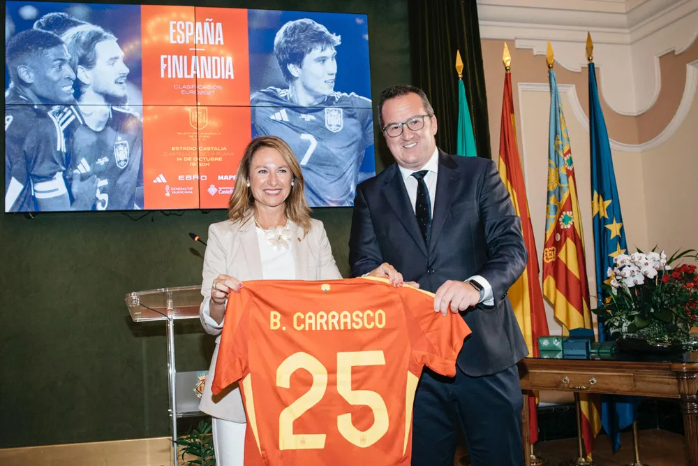 Carrasco presentación España Finlandia Sub-21 2