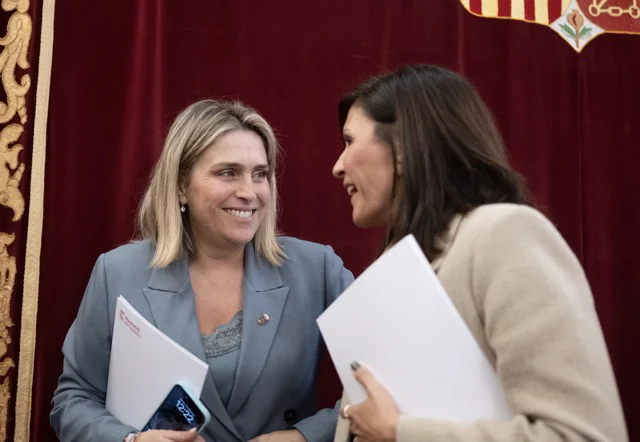 Presidenta Marta Barrachina y Vipresidenta Mª Ángeles Pallarés en tamaño mediano
