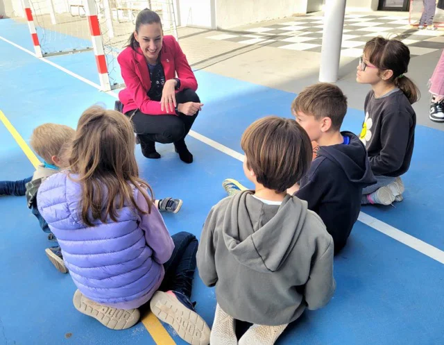 maria españa en tamaño mediano