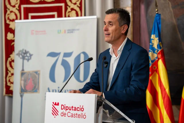 diputado cultura en tamaño mediano