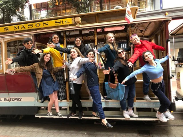 opera en tamaño mediano