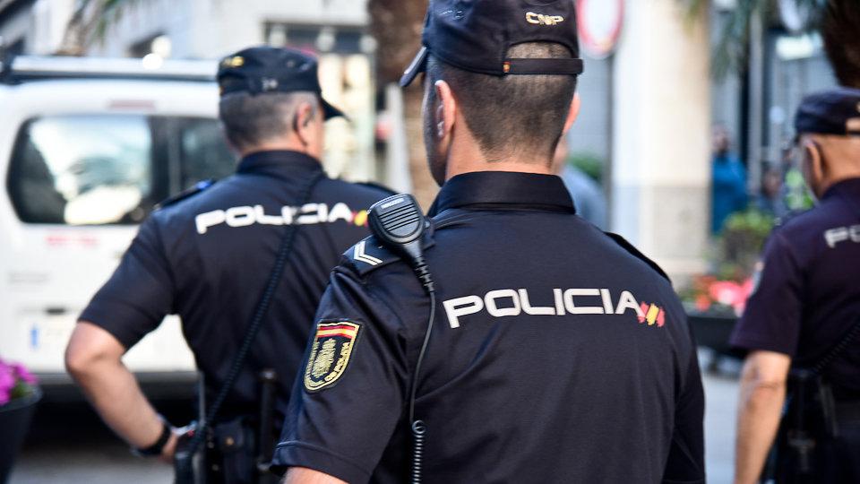 POLICIA