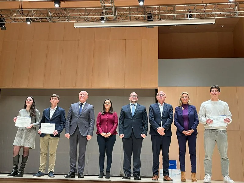 Giner Premios Excelencia educativa_800