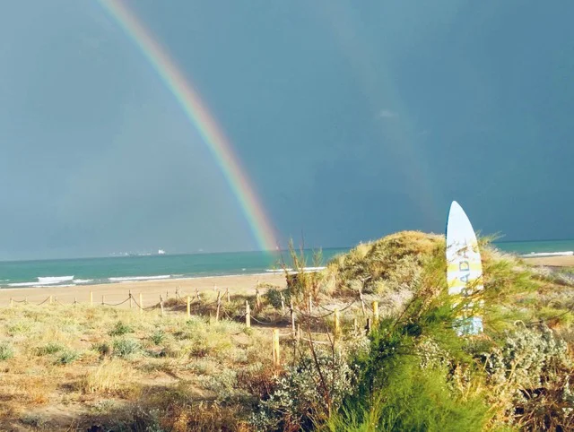 Playa Serradal en tamaño mediano