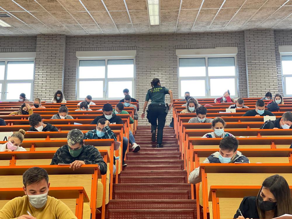 2021-09-26_examen_acceso_02