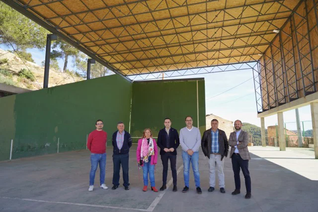Visita frontón Villamalur (2) en tamaño mediano