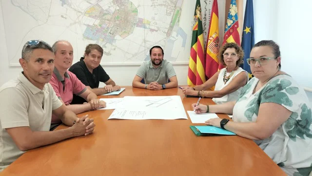 reunión Toledo UE Soler i Godes en tamaño mediano