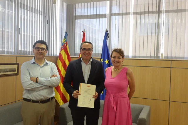 RENOVACIÓN CERTIFICADO EFR en tamaño mediano