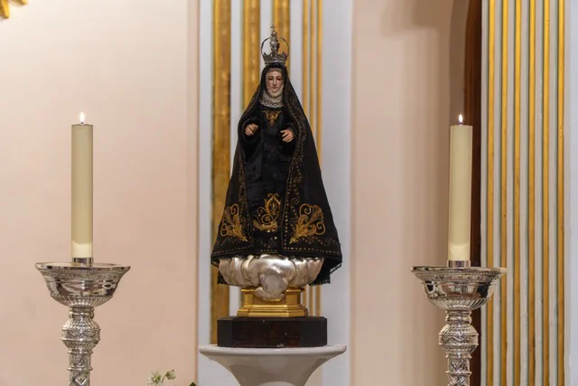 Cesión mini Virgen Soledad_0 en tamaño mediano