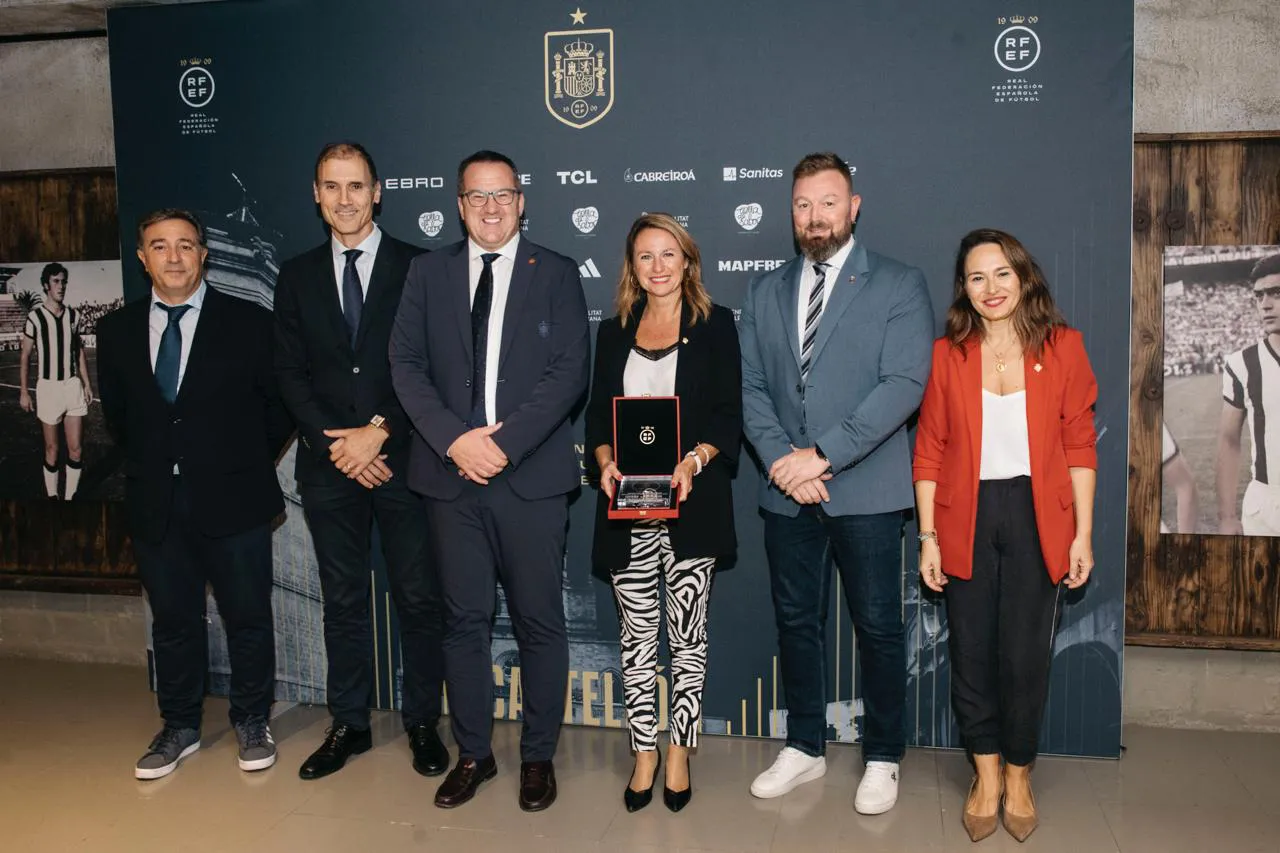 entrega placa seleccion española sub-21