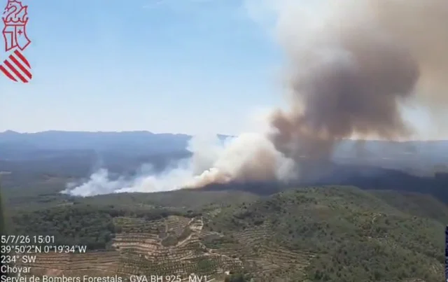 incendio soneja  3 en tamaño mediano