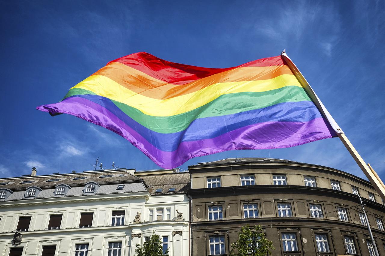 flag-4552833_1280