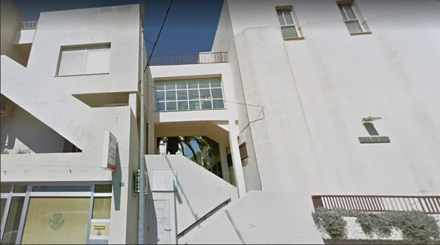 centro salud Soneja en tamaño mediano
